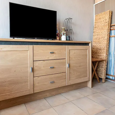 Appartement In With Stunning Sea Views