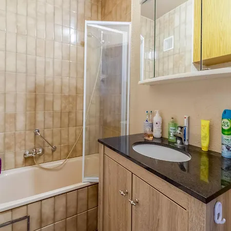 In With Stunning Sea Views Appartement