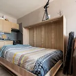 In With Stunning Sea Views 奥斯滕德