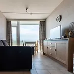 In With Stunning Sea Views 公寓 *