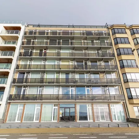 Contemporary In With Balcony * Ostend