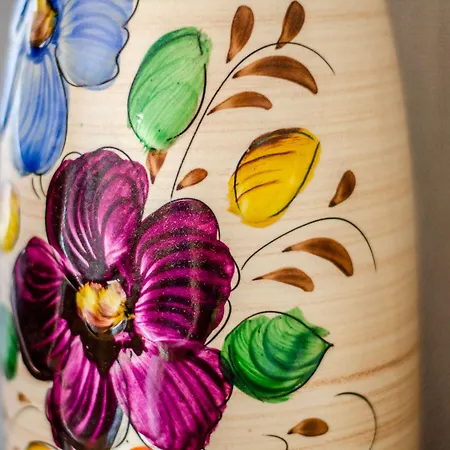 In With Stunning Sea Views Apartman