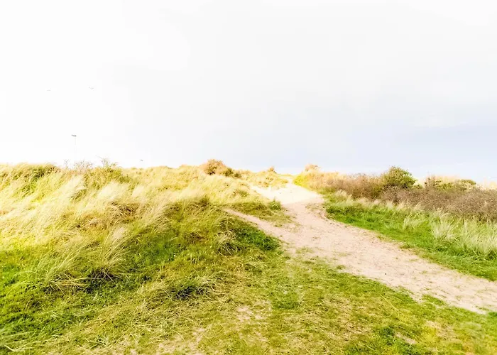 In With Stunning Sea Views 公寓